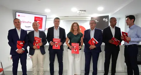 Imagen de la presentaci&oacute;n del Bar&oacute;metro n&uacute;mero 35 del Colegio Oficial de Economistas de la Regi&oacute;n.
