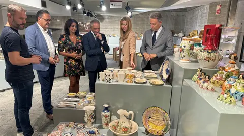 Imagen posterior a la presentaci&oacute;n de la 40 edici&oacute;n de la Feria Oficial de Artesan&iacute;a de la Regi&oacute;n de Murcia (Feramur).