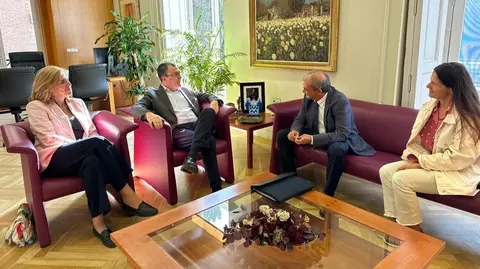 El alcalde de Murcia, Jos&eacute; Ballesta y el presidente de Ucomur, Juan Antonio Pedre&ntilde;o. (Ayuntamiento de Murcia)