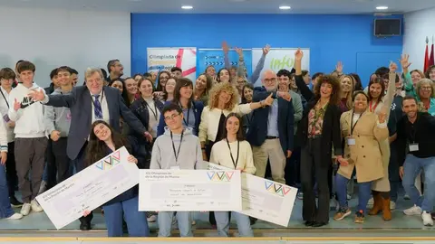 Imagen de grupo en las &lsquo;Olimpiadas de la Creatividad 2024&rsquo;. (CEEIM)