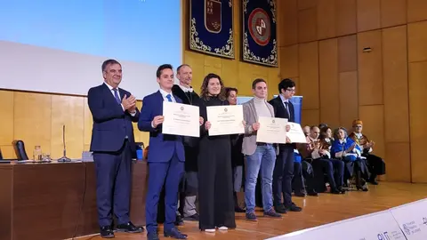 El consejero de Medio Ambiente, Universidades, Investigaci&oacute;n y Mar Menor, Juan Mar&iacute;a V&aacute;zquez, junto con el rector de la Universidad Polit&eacute;cnica de Cartagena, Mathieu Kessler, durante el acto acad&eacute;mico organizado por la UPCT con motivo de la festividad de Santo Tom&aacute;s de Aquino. (CARM)