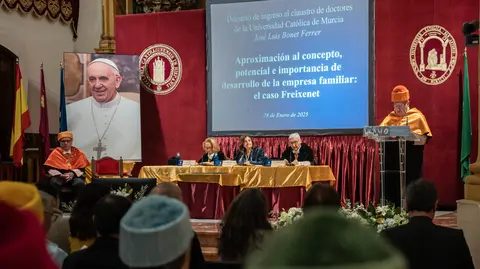 Jos&eacute; Luis Bonet, Doctor Honoris Causa por la UCAM. (UCAM)