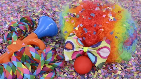 Art&iacute;culos de Carnaval. (CARM)