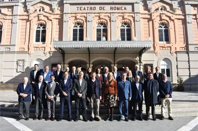 Los presidentes de las asociaciones territoriales de empresa familiar de Espa&ntilde;a han mantenido esta ma&ntilde;ana en Murcia su reuni&oacute;n anual.