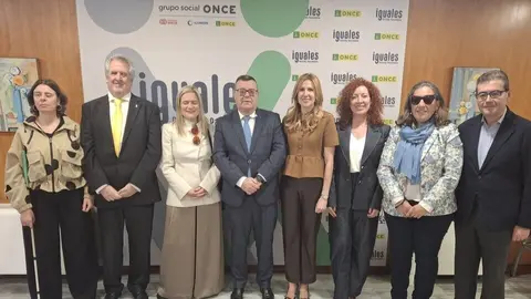 Firma del convenio entre el SEF y la Fundaci&oacute;n ONCE. (CARM)