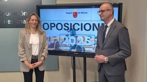 El consejero de Educaci&oacute;n y Formaci&oacute;n Profesional, V&iacute;ctor Mar&iacute;n, presenta las oposiciones a Secundaria que se celebrar&aacute;n en el d&iacute;a 21 de junio.&nbsp;(CARM)