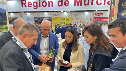 La consejera Sara Rubira en la 38 edici&oacute;n de Sal&oacute;n Gourmets que se celebra en Ifema. (CARM)