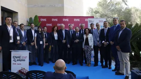 Autoridades en el Future Jobs Day de ENAE. (ENAE Business School)