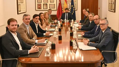 Reuni&oacute;n del Gobierno regional para valorar la situaci&oacute;n tras el apag&oacute;n. (CARM)