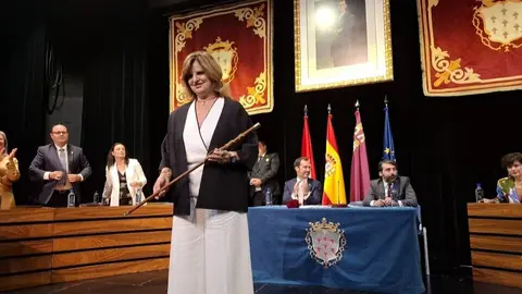 Investidura de Paqui Terol. (Ayuntamiento de Alcantarilla)