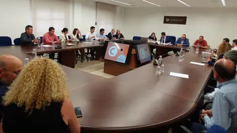 Reuni&oacute;n de la junta directiva de Ceclor. (Ceclor)