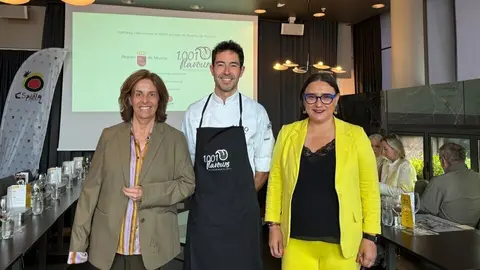 Delegaci&oacute;n regional mostrando los &lsquo;1.001 Sabores&rsquo; en Oslo. (CARM)