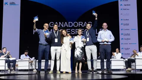 Ganadores de la fase nacional de la 18&ordf; edici&oacute;n de los Premios EmprendeXXI. (CaixaBank)