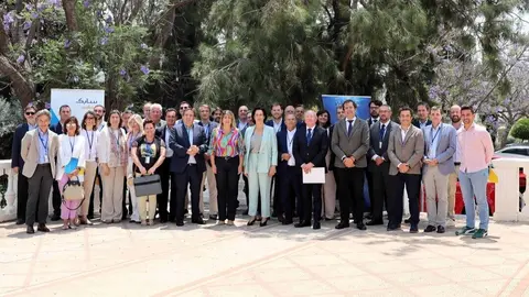 Imagen de familia durante la Asamblea General de la Fundaci&oacute;n Isaac Peral. (Fundaci&oacute;n Isaac Peral)