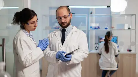 Investigadores. (Freepik)