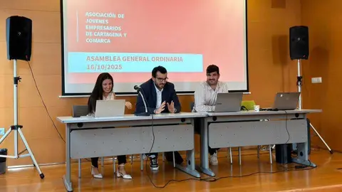 Un momento de la Asamblea General Ordinaria de AJE Crtagena. (AJE Cartagena)