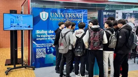 Universae en el Cl&uacute;ster de Videojuegos de Madrid. (Universae)