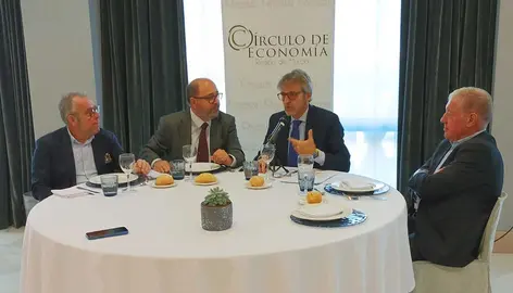 Un momento del coloquio &lsquo;Financiaci&oacute;n auton&oacute;mica y competitividad; la visi&oacute;n econ&oacute;mica de la Regi&oacute;n de Murcia&rsquo;, organizado por el C&iacute;rculo de Econom&iacute;a. (CARM)