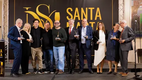 Ganadores de los Premios Santa Marta 2025. (Hostecar)