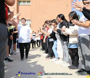 Cartel del programa 'Valores del Deporte frente al Acoso Escolar' de Fundaci&oacute;n Primafrio y Murcia Inclusive. (Primafrio)