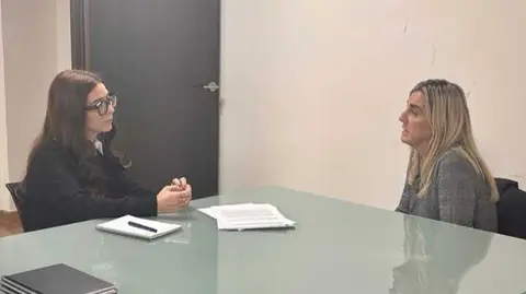 Imagen durante la firma del convenio. (AJE Cartagena)