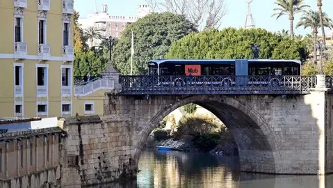 Imagen del tranvib&uacute;s por Murcia. (Ayuntamiento de Murcia)