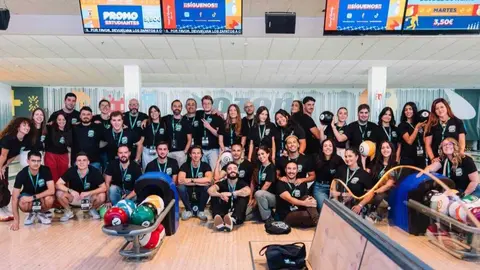 Equipo de Grupo Orenes en una actividad fuera de la empresa. (Grupo Orenes)