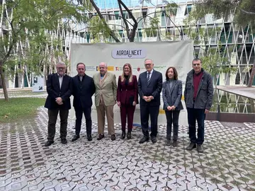 Foto de familia en el evento. (UMU)