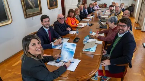 Imagen de la Junta de Gobierno Extraordinaria sobre los presupuestos 2026. (Ayuntamiento de Cartagena)