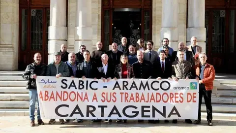 Imagen tras la reuni&oacute;n de trabajo mantenida con el comit&eacute; de empresa. (Ayuntamiento de Cartagena)