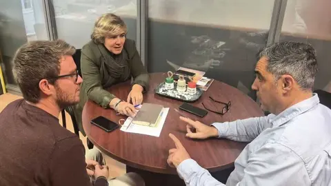 Reuni&oacute;n entre el consistorio cartagenero y Hostecar para abordar el proyecto de modernizaci&oacute;n del Mercado de Santa Florentina. (Ayuntamiento de Cartagena)