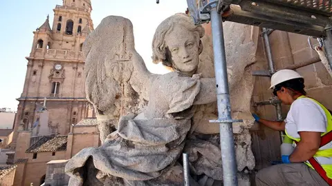 Trabajos de restauraci&oacute;n en la Catedral de Murcia. (Hozono Global)