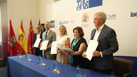 Firma de la alianza Cartagena Ciudad Universitaria. (UPCT)