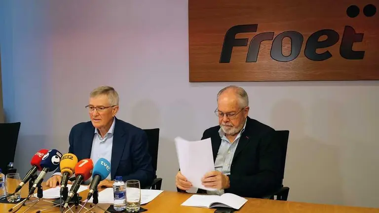 Un momento en la rueda de prensa. (FROET)