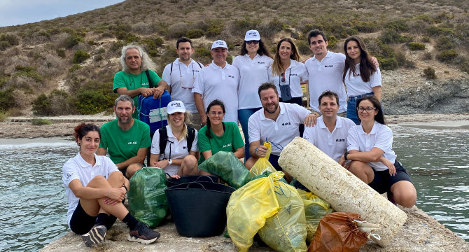 Limpieza de residuos Isla Grosa Estrella de Levante-ANSE