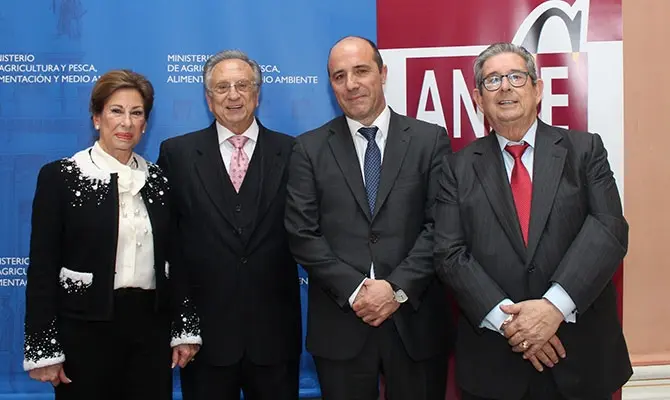 /img/periodico/img_5610.jpg