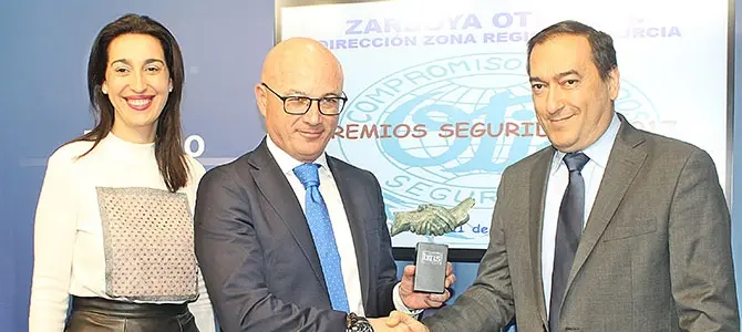 /img/periodico/img_14676.jpg