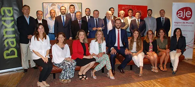 /img/periodico/img_17043.jpg