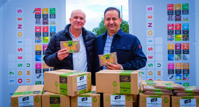 MasTrigo dona 3.000 unidades de producto al Banco de Alimentos del Segura