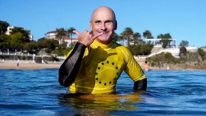 Aitor Francesena, “El Gallo”, tricampeón del mundo de surf adaptado