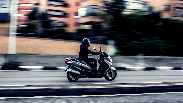 ¿Cuáles son los motivos para comprar una moto 125cc de la plataforma de proveedores b2b? Photo by javygo