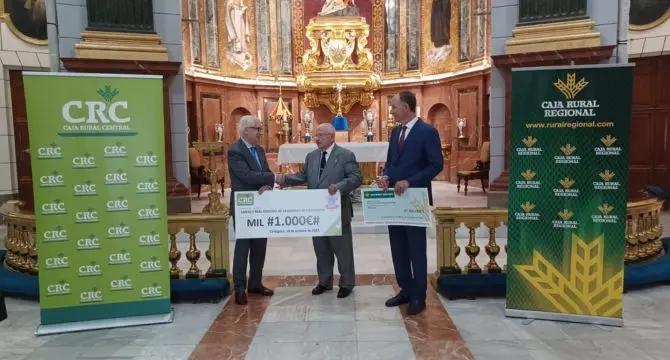 En las Fan Zone del equipo ciclista Caja Rural-Seguros RGA y la entidad financiera Caja Rural Central (CRC) y CR Regional, se colocaron varias bicicletas solidarias en las que&nbsp;por cada km que se p