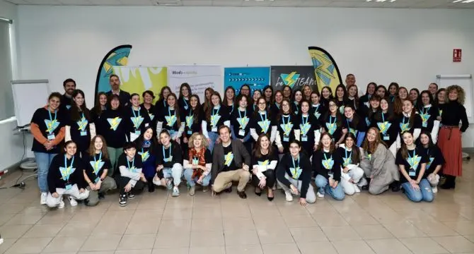 Las actividades han consistido en un networking  entre las profesionales, procedentes del mundo de la investigaci&oacute;n, ciencia y tecnolog&iacute;a, y las escolares, y la visita a los laboratorios de la ent