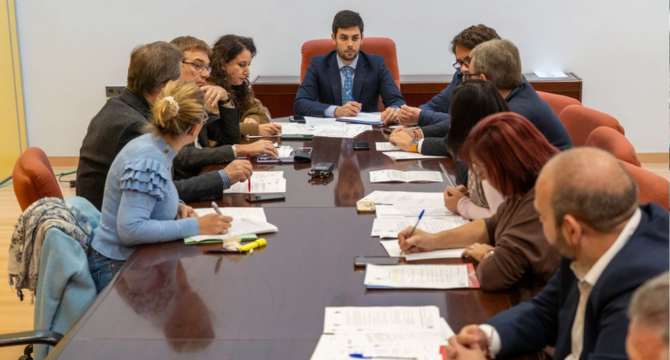 Reunión de la Comisión Informativa de Hacienda e Interior del Cartagena. 