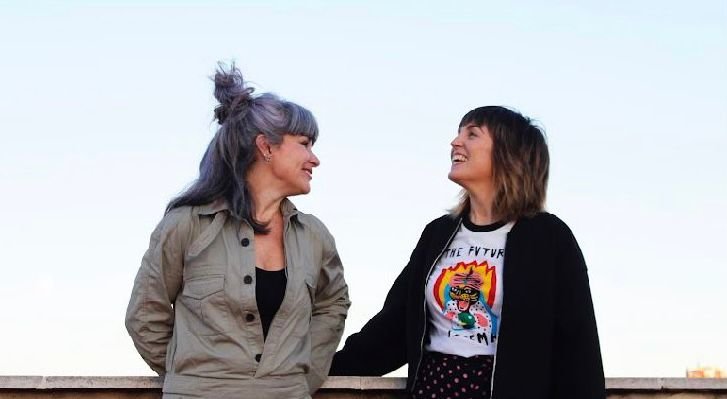 Rocío Troyano y María Palmer, directoras del podcast de la Cátedra de RSC de la UMU 'Imperdible'