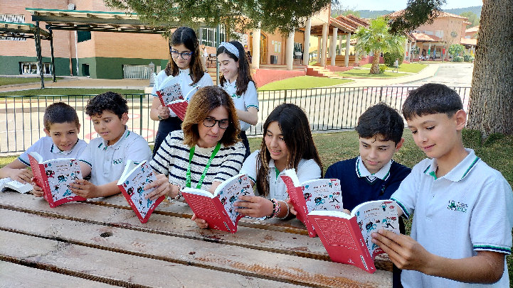 Alumnos actividad lectora en ELIS Murcia