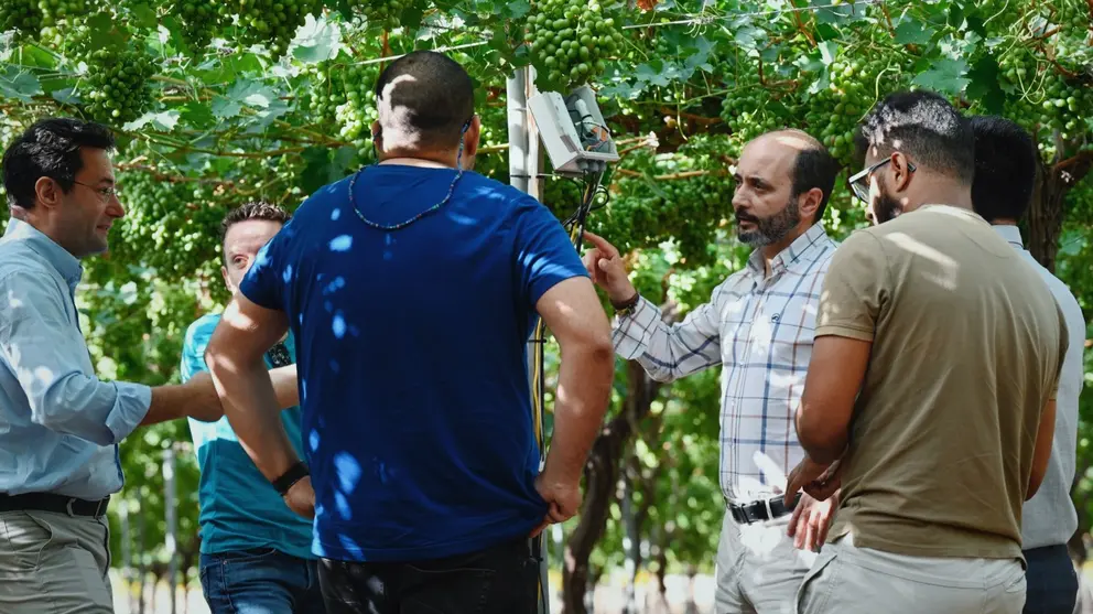 Visita a una finca con tecnolog&iacute;a agr&iacute;cola.