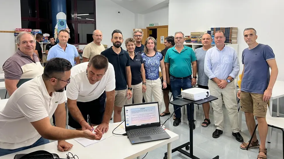 Charla de la Oficina de Transformaci&oacute;n Comunitaria (OTC) del ayuntamiento de Murcia en Torreguil.