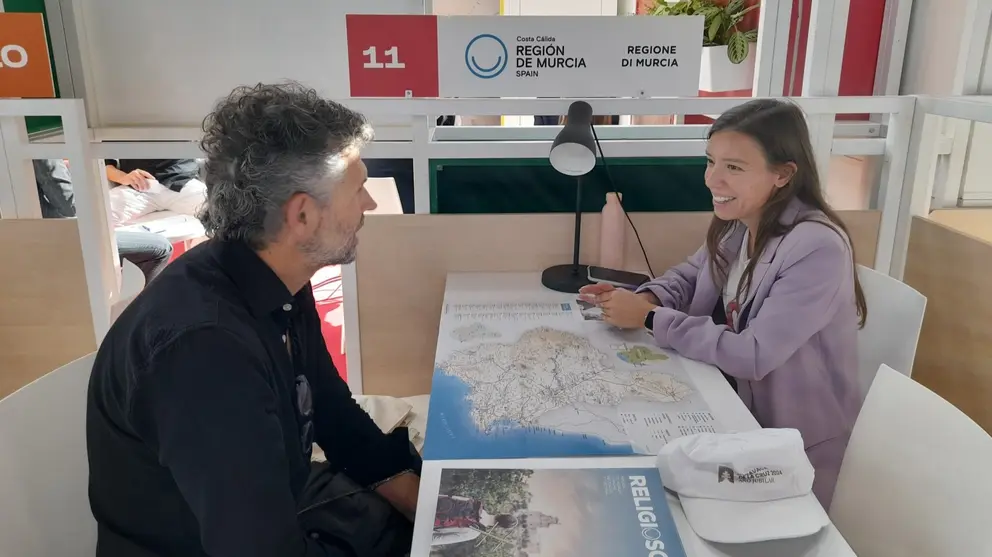 Delegaci&oacute;n regional en la feria TTG de R&iacute;mini (Italia).