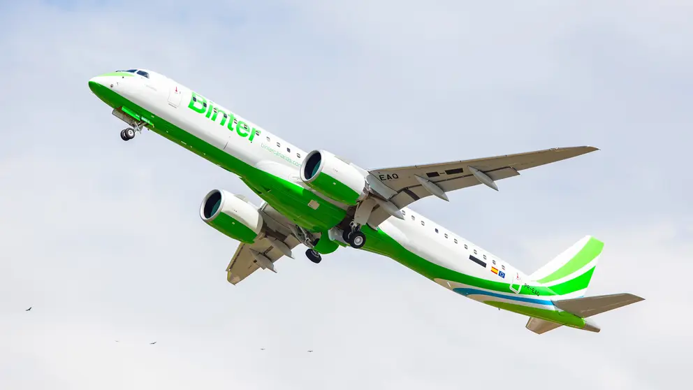 Avi&oacute;n de la compa&ntilde;&iacute;a Binter.